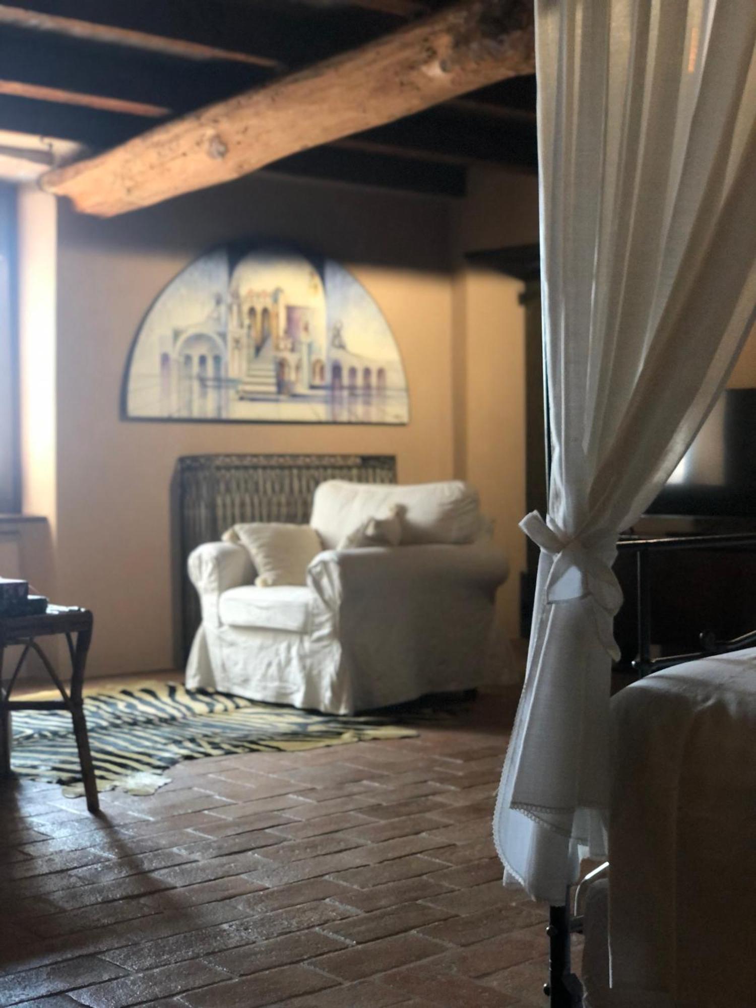 B&B Cascina Mattarelle Монцамбано Экстерьер фото